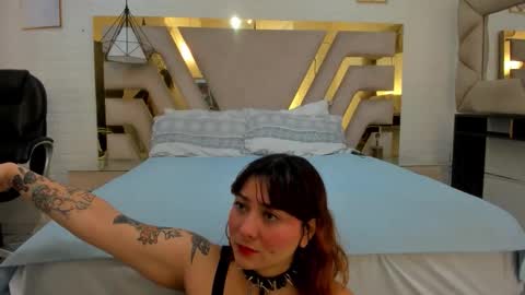 Snapshot of goldentemptation_ chatting on 04.08.26 goldentemptation_ online show from 04.08.26