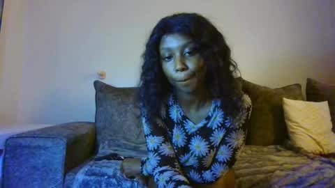 Snapshot of goldiecandy chatting on 04.18.26 goldiecandy online show from 04.18.26
