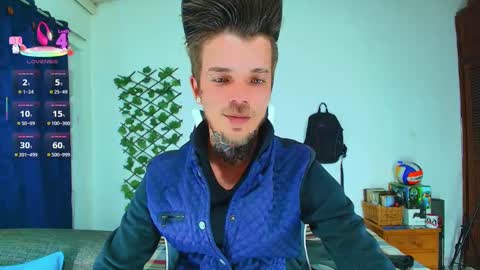 Snapshot of goldy_loyal99 chatting on 10.07.25 Goldy Loyal93 online show from 10.07.25