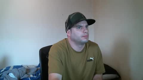 Snapshot of goleafzgo chatting on 02.05.26 goleafzgo online show from 02.05.26