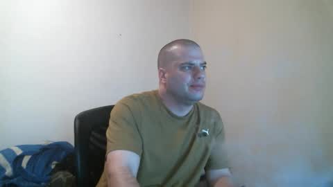 Snapshot of goleafzgo chatting on 03.13.26 goleafzgo online show from 03.13.26