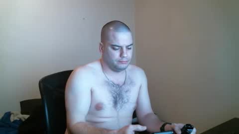 Snapshot of goleafzgo chatting on 03.16.26 goleafzgo online show from 03.16.26