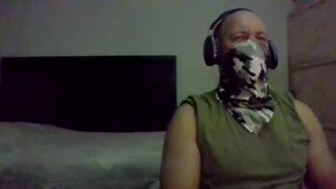 Snapshot of golons17 chatting on 11.07.25 golons17 online show from 11.07.25