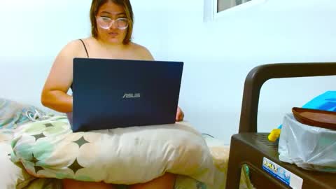 Snapshot of gonul_aslanbey chatting on 10.14.25 gonul aslanbey online show from 10.14.25