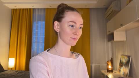 Polly online show from 11.07.25