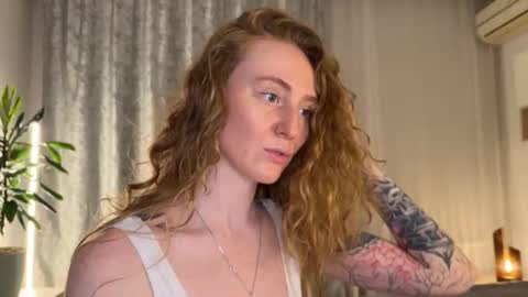 Polly online show from 12.22.25