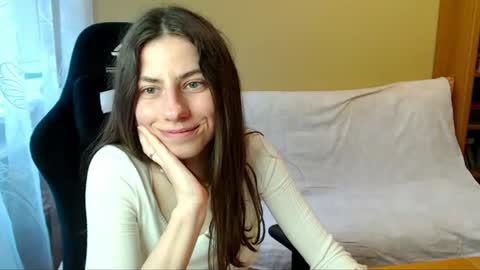 Snapshot of good__night chatting on 06.21.26 Elizabeth Effie online show from 06.21.26