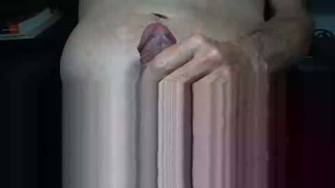 Snapshot of goodguy01960 chatting on 12.17.24 goodguy01960 online show from 12.17.24