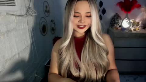 Snapshot of gorgeousamandarose chatting on 12.31.24 Amanda rose online show from 12.31.24