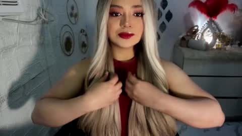 Snapshot of gorgeousamandarose chatting on 01.20.25 Amanda rose online show from 01.20.25