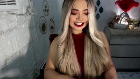 Snapshot of gorgeousamandarose chatting on 01.22.25 Amanda rose online show from 01.22.25