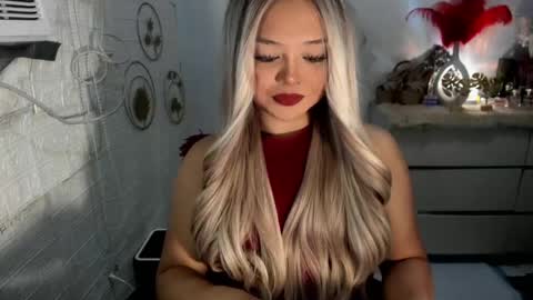 Snapshot of gorgeousamandarose chatting on 02.17.25 Amanda rose online show from 02.17.25