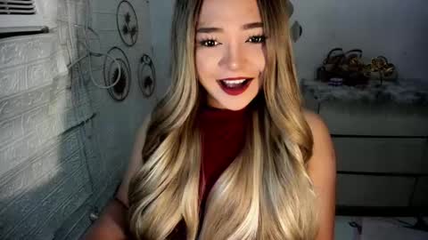 Snapshot of gorgeousamandarose chatting on 09.11.25 Amanda rose online show from 09.11.25