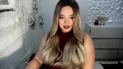 Snapshot of gorgeousamandarose chatting on 09.23.25 Amanda rose online show from 09.23.25