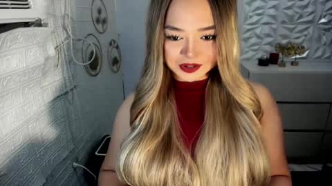 Snapshot of gorgeousamandarose chatting on 09.26.25 Amanda rose online show from 09.26.25