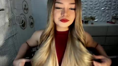 Snapshot of gorgeousamandarose chatting on 09.29.25 Amanda rose online show from 09.29.25