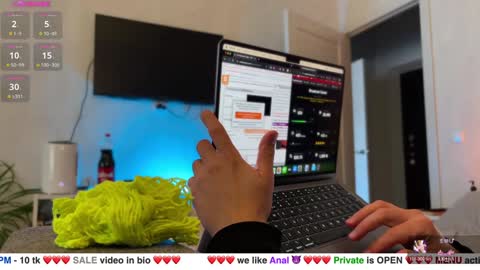 Snapshot of gotamcouple chatting on 01.31.25 Baby online show from 01.31.25