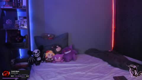 Snapshot of goth_stein chatting on 05.28.26 Engel Please help me to reach 50 thumbs up online show from 05.28.26