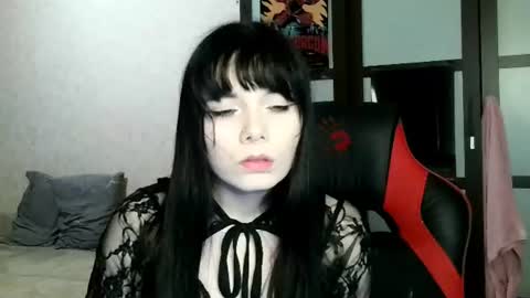 Snapshot of gothickq chatting on 06.14.26 gothickq online show from 06.14.26