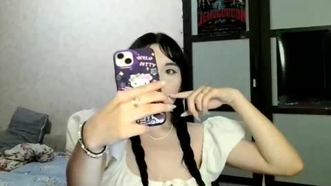 Snapshot of gothickq chatting on 06.21.26 gothickq online show from 06.21.26