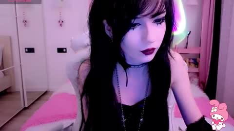 Snapshot of gothiclali chatting on 09.09.25 gothiclali online show from 09.09.25