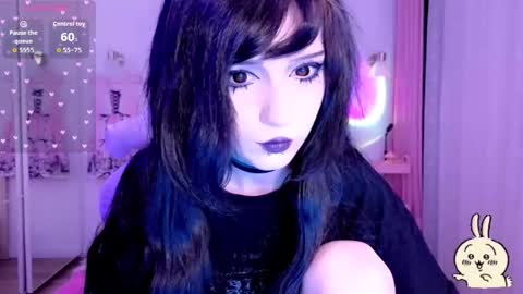 Snapshot of gothiclali chatting on 10.20.25 gothiclali online show from 10.20.25