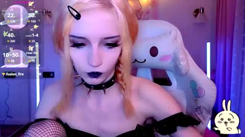 Snapshot of gothiclali chatting on 05.04.26 gothiclali online show from 05.04.26