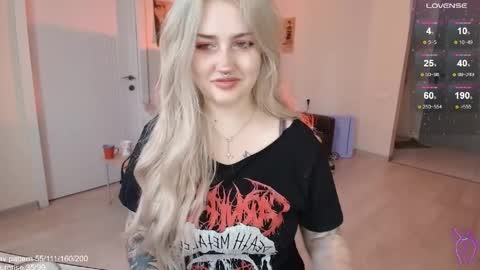 traumfrau Kira angel face devil eyes I SELL A LOT VIDEO IN GALLERY online show from 03.27.26