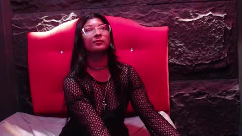 Snapshot of gotic_rose chatting on 11.07.25 gotic_rose online show from 11.07.25