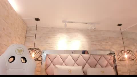 Snapshot of grace_daviss chatting on 05.25.26 GRACE online show from 05.25.26