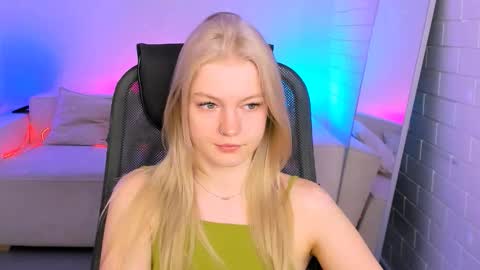 Grace Glamour online show from 11.14.25