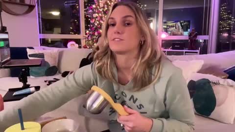 Gracie Mae online show from 02.03.25