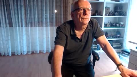 Snapshot of grandpach chatting on 04.03.26 grandpach online show from 04.03.26