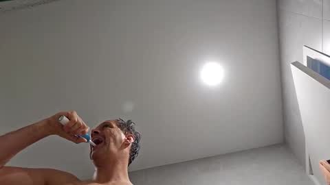 grattitude online show from 11.12.25