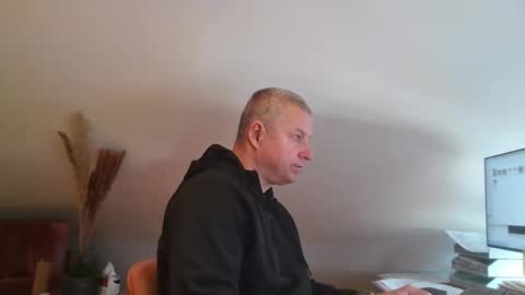 Snapshot of grau197077 chatting on 03.12.26 grau197077 online show from 03.12.26