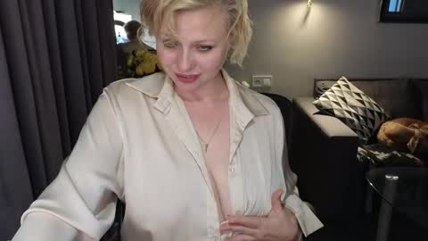 Ray online show from 02.19.25