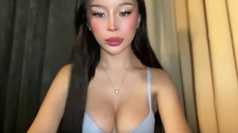 Marie Pelie online show from 01.08.26