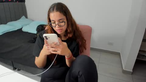 Snapshot of greciaruiz chatting on 09.29.25 GreciaRuiz online show from 09.29.25