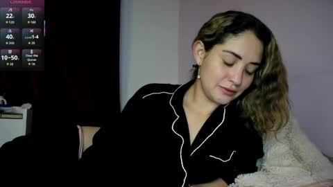Snapshot of greeicywells chatting on 05.17.26 Greeicy online show from 05.17.26