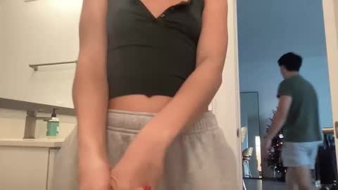 mila 3 online show from 12.23.24