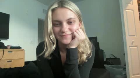 mila 3 online show from 12.31.24