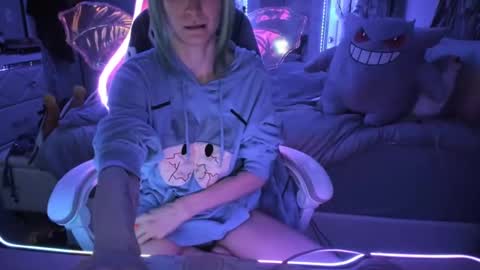 GreenEyedLovexo online show from 10.26.25