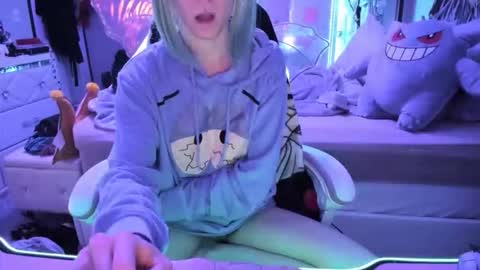 GreenEyedLovexo online show from 11.10.25