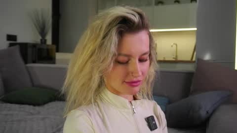 Kelly online show from 04.23.26