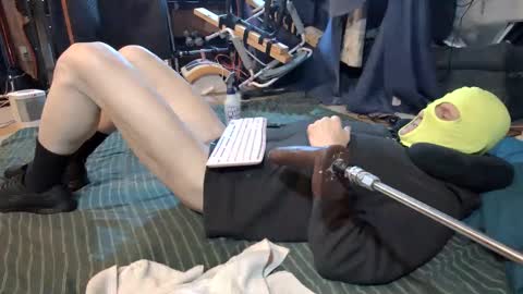 Snapshot of gregbball1 chatting on 01.03.25 electrogee1 online show from 01.03.25