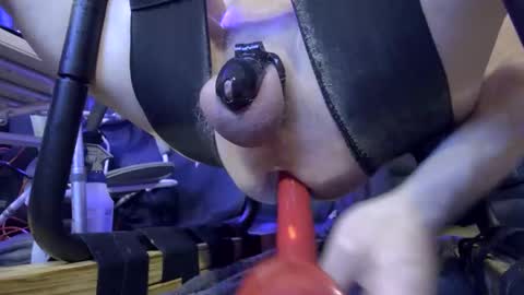 Snapshot of gregbball1 chatting on 02.02.25 electrogee1 online show from 02.02.25