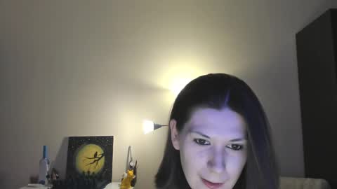 Snapshot of gretamiln chatting on 01.11.25 Greta online show from 01.11.25