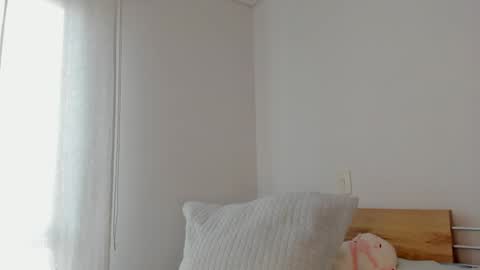 Snapshot of grettabenett_ chatting on 12.04.24 Gretta online show from 12.04.24