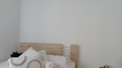 Snapshot of grettabenett_ chatting on 01.27.25 Gretta online show from 01.27.25