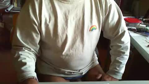 Snapshot of greyhounddog chatting on 03.07.26 greyhounddog online show from 03.07.26